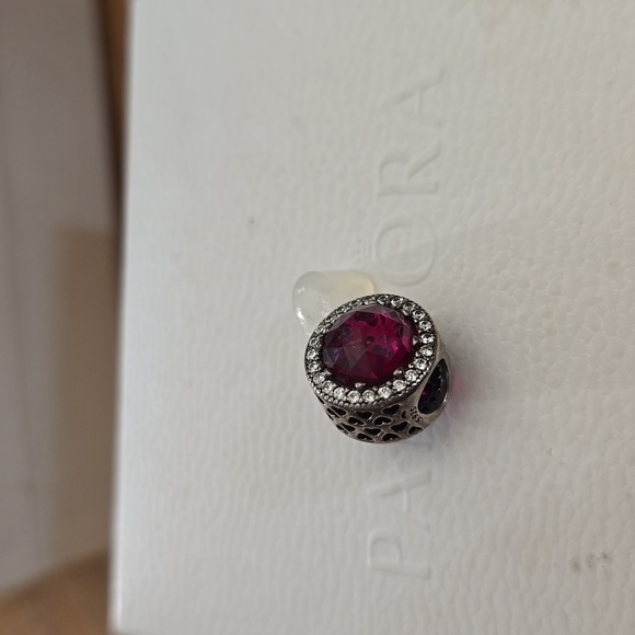 Authentic Pandora Charm - Picture 2 of 3